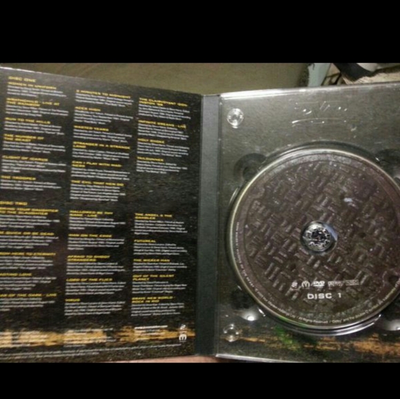 IRON MAIDEN 2 DVD DISKS "VIDEOS" - Picture 2 of 3